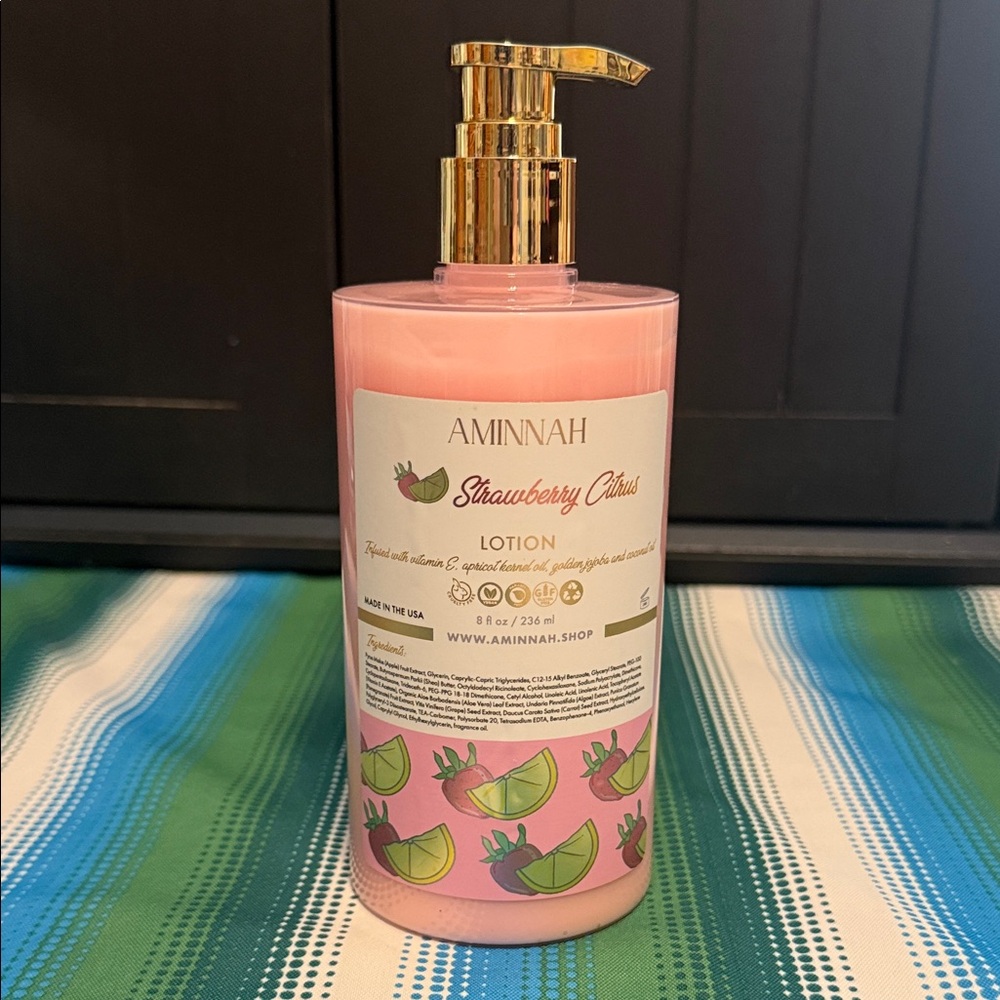 Aminnah Strawberry Citrus Lotion - Pink